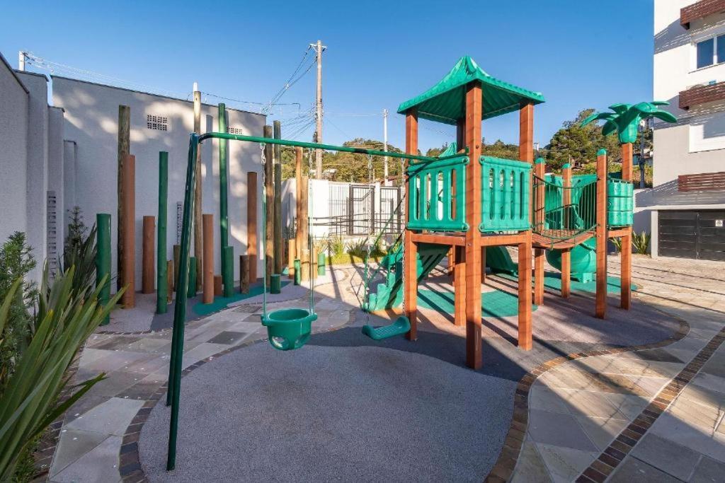 Apto Top , Otima Localizacao , Novinho Completo , Wifi, Ar Condicionado, Playground, Vaga Garagem Coberta Gramado Exterior foto